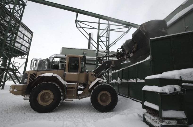 Forwarding and supervising installation of a sawdust infeed line to presses (Setnovo)